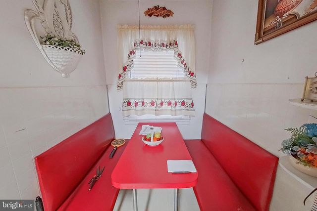 2803 RUSCOMBE LN, Baltimore, MD 21215