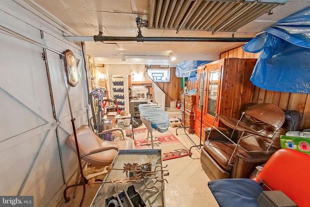 2803 RUSCOMBE LN, Baltimore, MD 21215