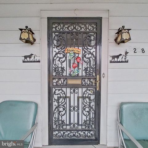 2803 RUSCOMBE LN, Baltimore, MD 21215