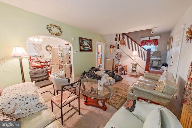 2803 RUSCOMBE LN, Baltimore, MD 21215