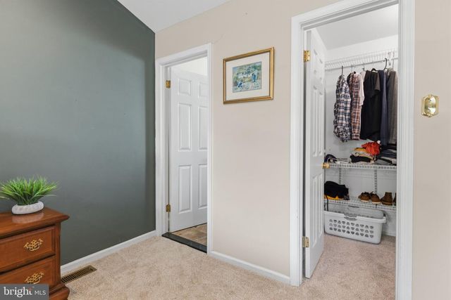 112 AUGUST LN, Lansdale, PA 19446