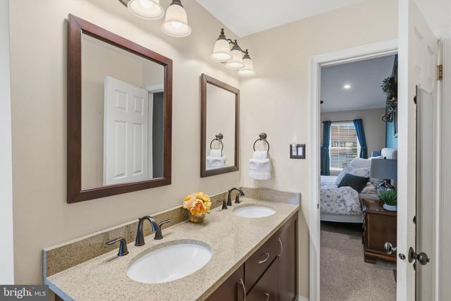 112 AUGUST LN, Lansdale, PA 19446