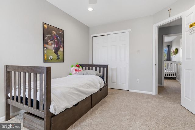 112 AUGUST LN, Lansdale, PA 19446