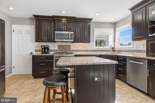 112 AUGUST LN, Lansdale, PA 19446