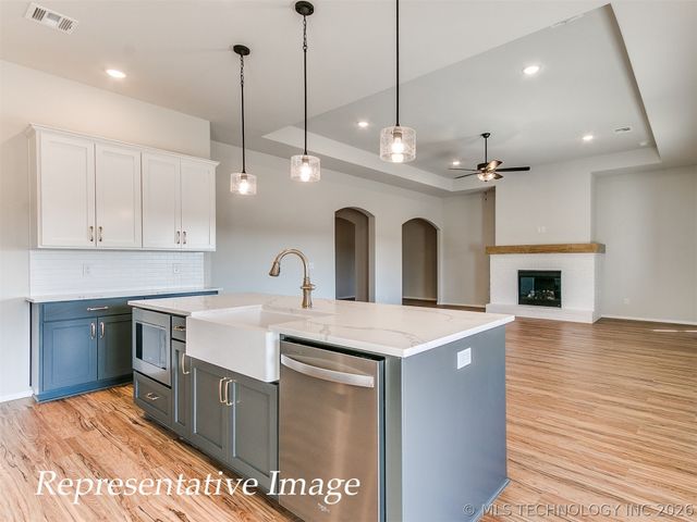 14739 S College Place, Bixby, OK 74008