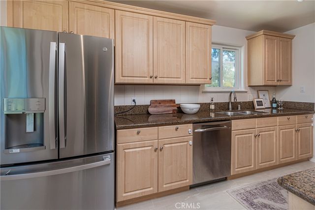736 Brown, Burbank, CA 91504