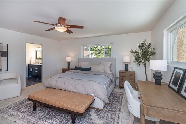 736 Brown, Burbank, CA 91504