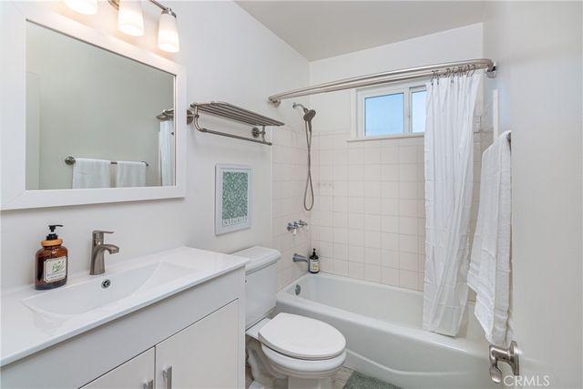 736 Brown, Burbank, CA 91504