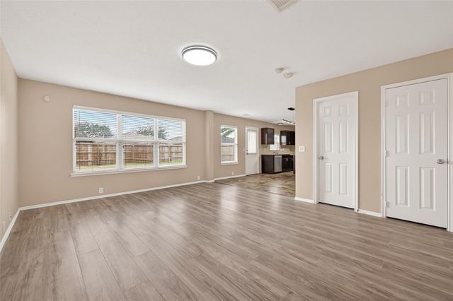 15007 Sugar Sands Drive, Sugar Land, TX 77498