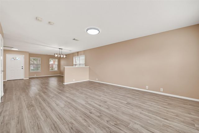 15007 Sugar Sands Drive, Sugar Land, TX 77498