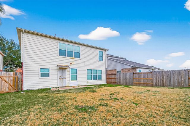 15007 Sugar Sands Drive, Sugar Land, TX 77498