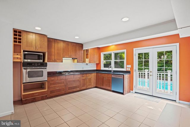5620 BENT BRANCH RD, Bethesda, MD 20816