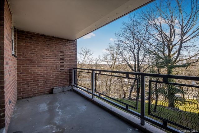 5700 Arlington Avenue 2D, Bronx, NY 10471