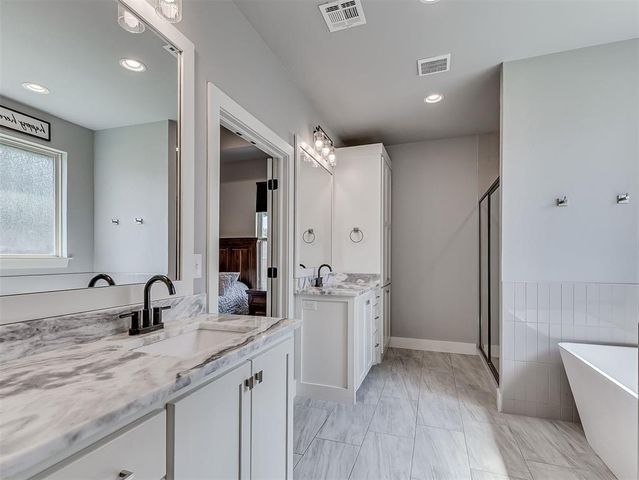 1662 Shaylee Lane, Choctaw, OK 73020