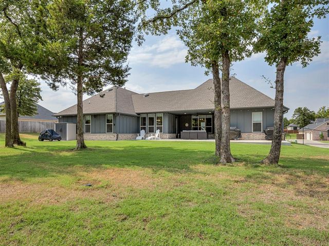 1662 Shaylee Lane, Choctaw, OK 73020