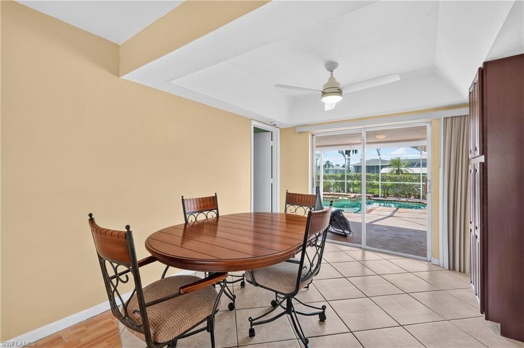 Image 11 of property listing at 102 SE 38th TER, Cape Coral, FL 33904