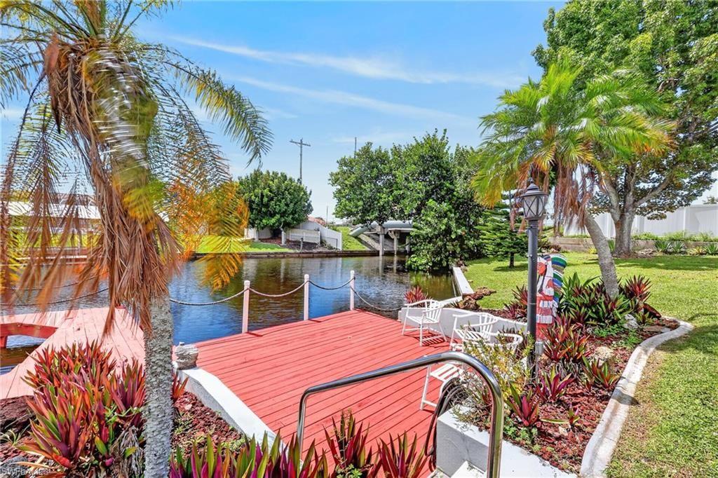 Image 44 of property listing at 102 SE 38th TER, Cape Coral, FL 33904