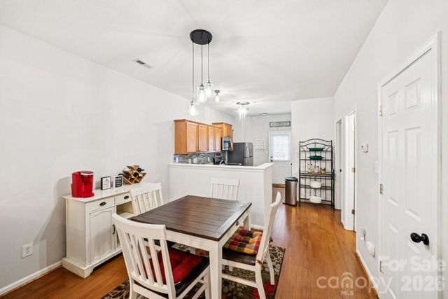 2731 Meadow Knoll Drive, Charlotte, NC 28269