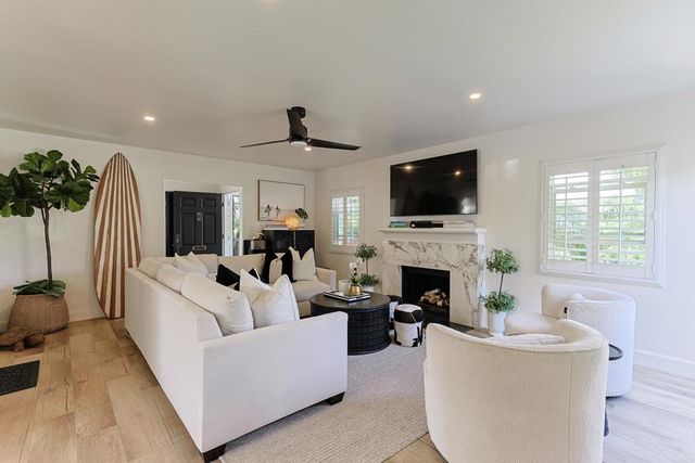 340 Glorietta Place, Coronado, CA 92118