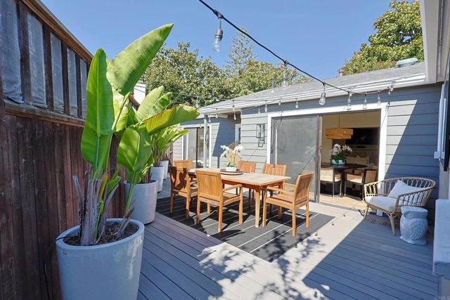 340 Glorietta Place, Coronado, CA 92118