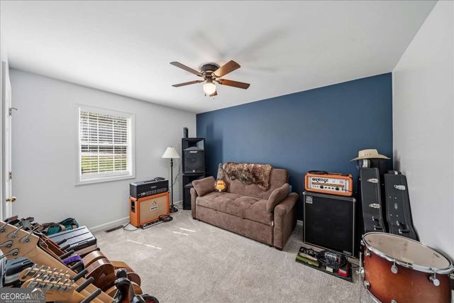 5638 Nacoochee Street, Lula, GA 30554