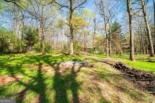 5638 Nacoochee Street, Lula, GA 30554