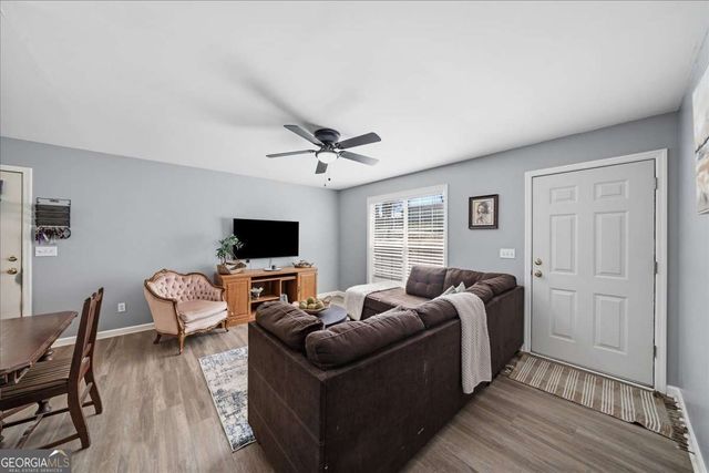 5638 Nacoochee Street, Lula, GA 30554