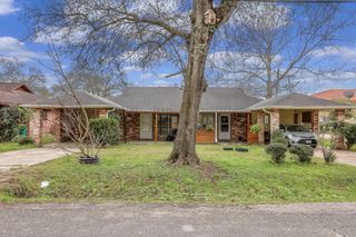 1015 Mccall Avenue, Conroe, TX 77301