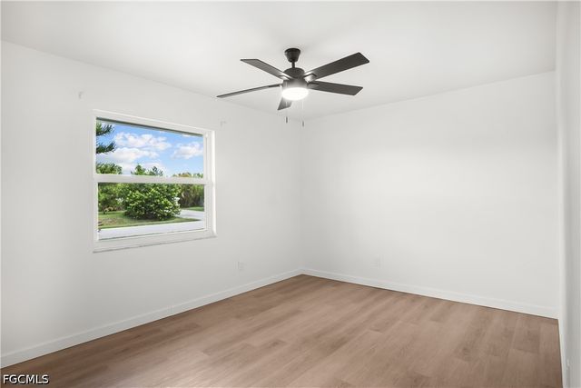 1411 SE 5th PL, Cape Coral, FL 33990