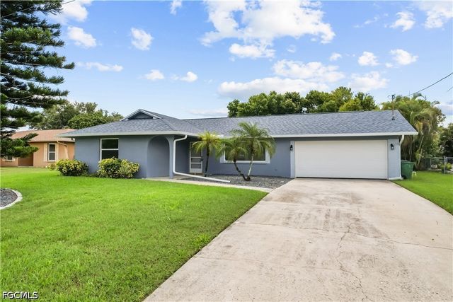 1411 SE 5th PL, Cape Coral, FL 33990