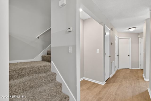 7607 HOVERING MIST Way, Jacksonville, FL 32277