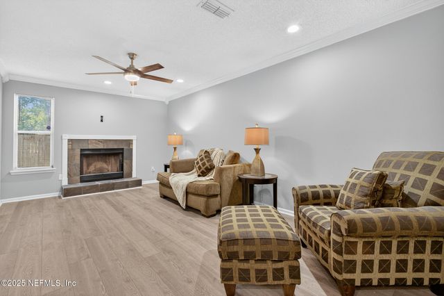 7607 HOVERING MIST Way, Jacksonville, FL 32277