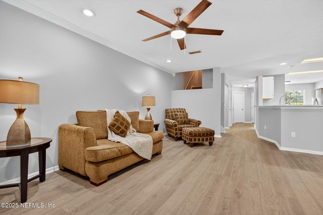 7607 HOVERING MIST Way, Jacksonville, FL 32277