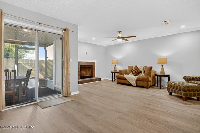 7607 HOVERING MIST Way, Jacksonville, FL 32277