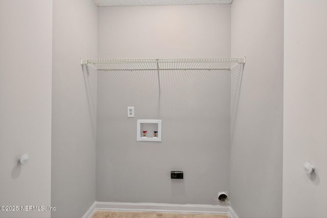 7607 HOVERING MIST Way, Jacksonville, FL 32277