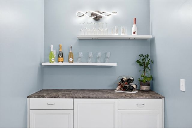 3 Glenwood Ln, Sandwich, MA 02563