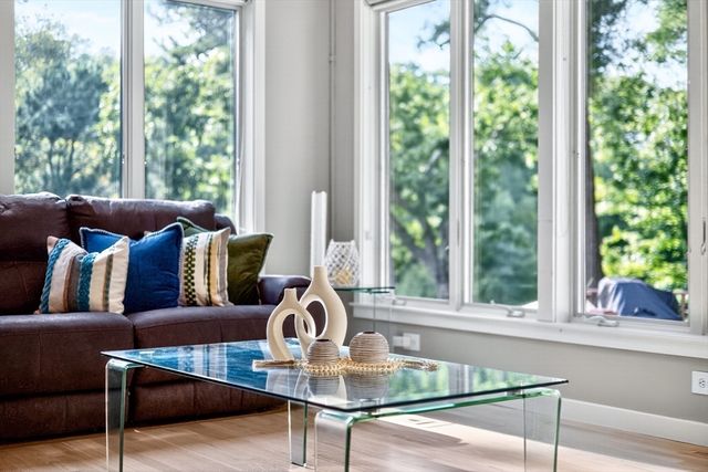 3 Glenwood Ln, Sandwich, MA 02563