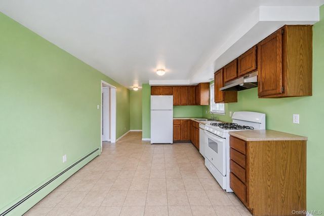 20 E Pine Street, Long Beach, NY 11561