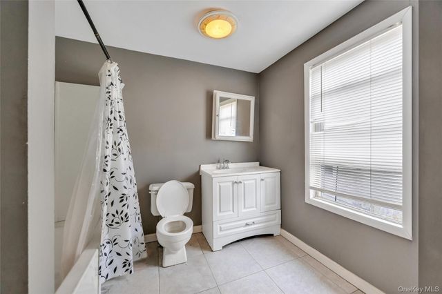 20 E Pine Street, Long Beach, NY 11561