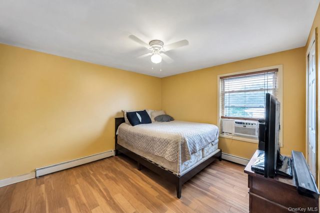 20 E Pine Street, Long Beach, NY 11561