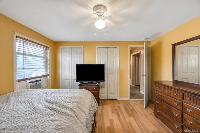 20 E Pine Street, Long Beach, NY 11561