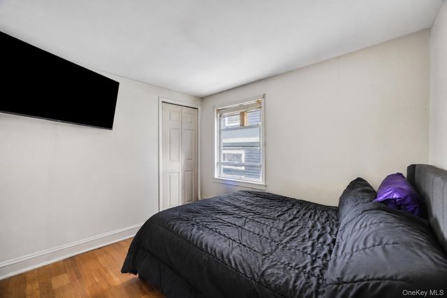20 E Pine Street, Long Beach, NY 11561