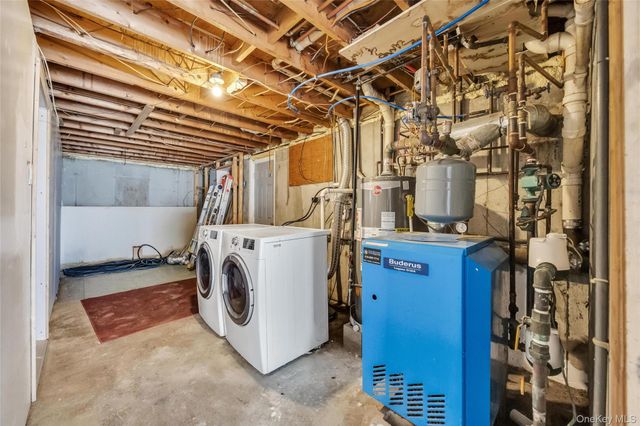 20 E Pine Street, Long Beach, NY 11561