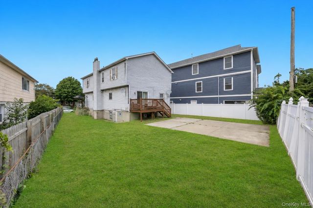 20 E Pine Street, Long Beach, NY 11561