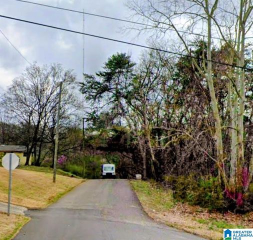 2908 29TH STREET SW, Birmingham, AL 35211