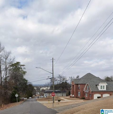 2908 29TH STREET SW, Birmingham, AL 35211