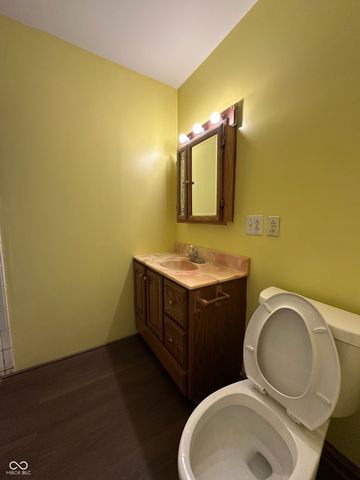 555 Woodrow Avenue, Indianapolis, IN 46241