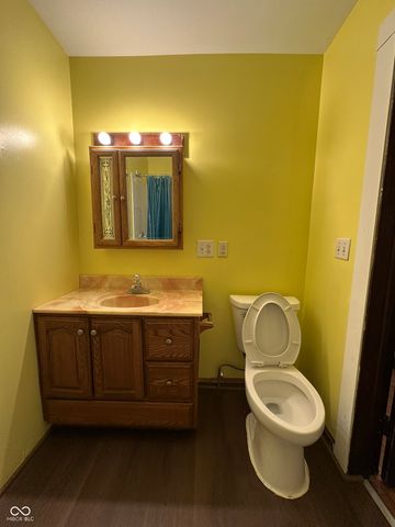555 Woodrow Avenue, Indianapolis, IN 46241