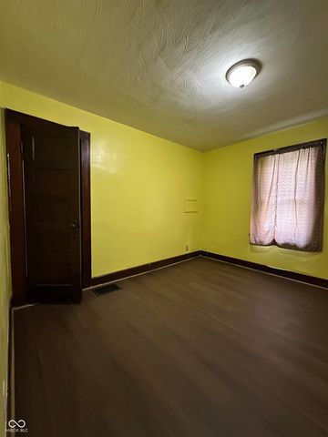 555 Woodrow Avenue, Indianapolis, IN 46241
