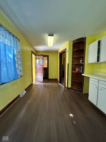 555 Woodrow Avenue, Indianapolis, IN 46241